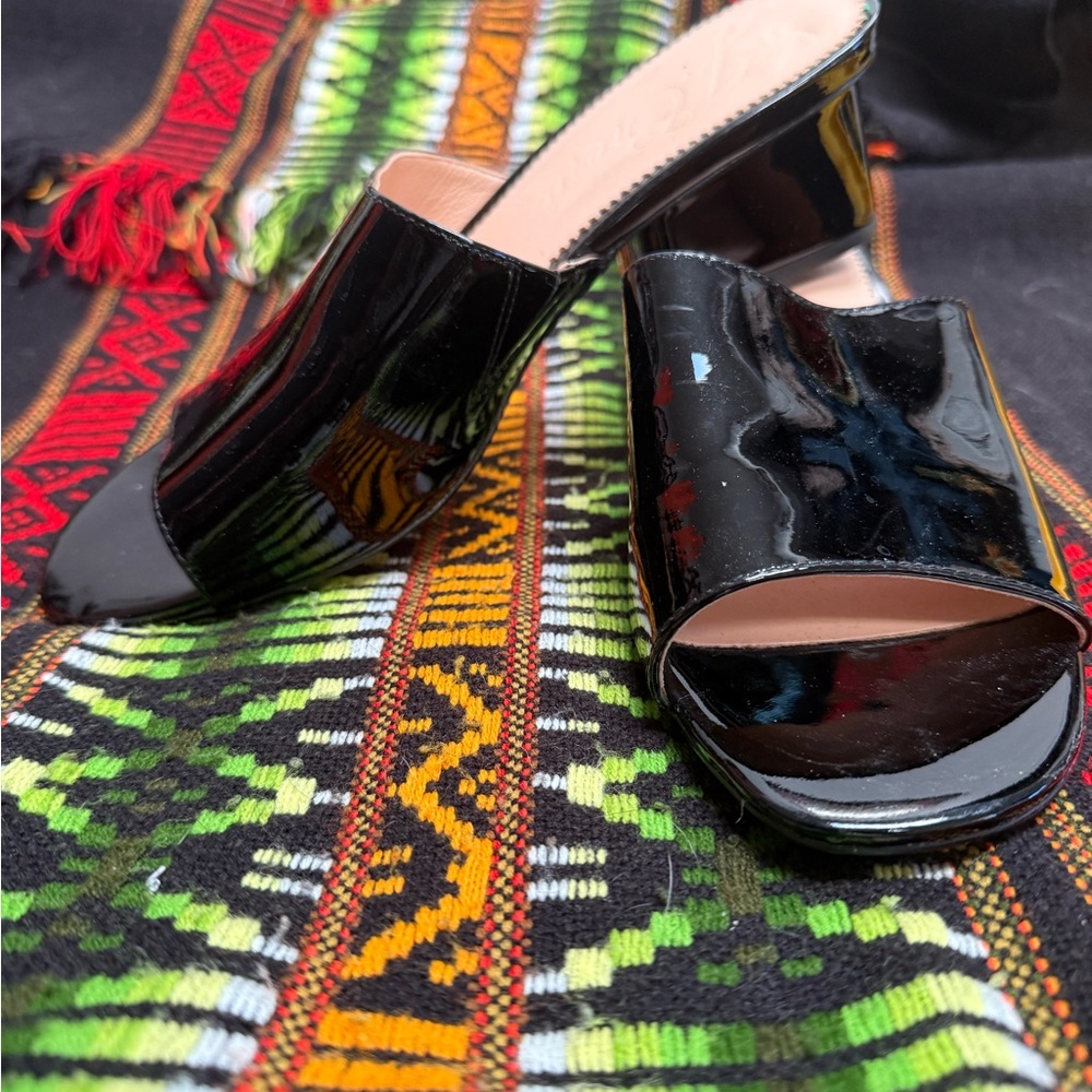 ✨🖤NWOT J. Crew Black Patent Leather Mules🖤✨